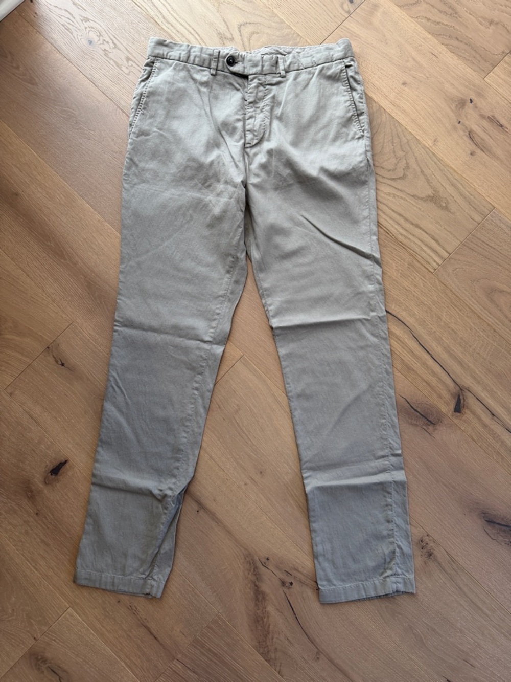 Faherty Reserve Classic Chino Pants in Light Khaki